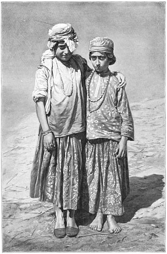 Nomadenkinderen in Oost-Perzi&euml;.