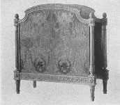 An exquisite reproduction of the bed of Marie
Antoinette.