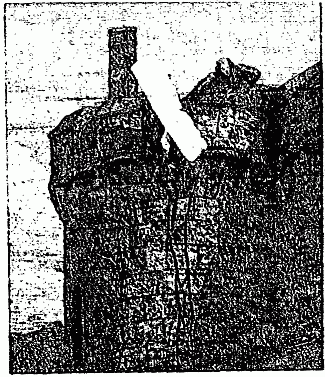 Fig. 9.&mdash;Seconde &eacute;vasion du chevalier de Latude et de son
ami d'Al&egrave;gre, dans la nuit du 25 au 26 f&eacute;vrier 1756.