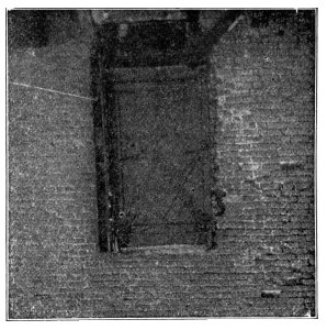 DUNGEON DOOR