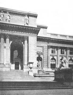 PART OF MAIN FA&Ccedil;ADE