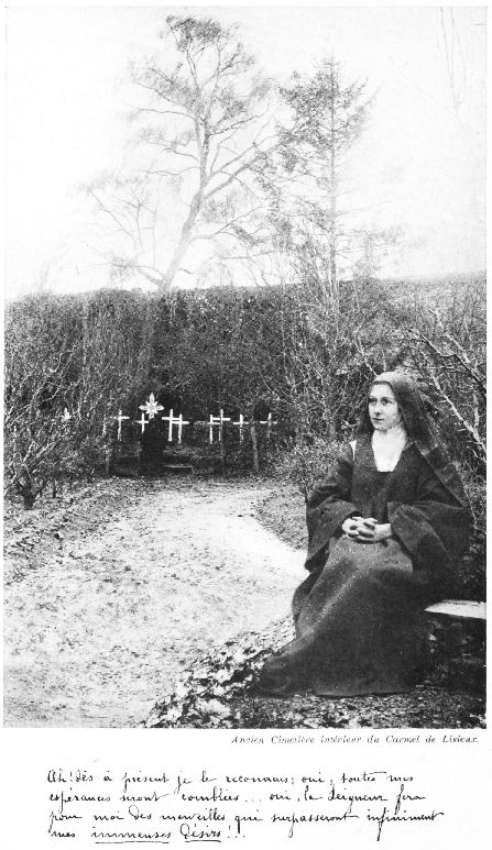Ancien cimeti�re int�rieur du Carmel de Lisieux.