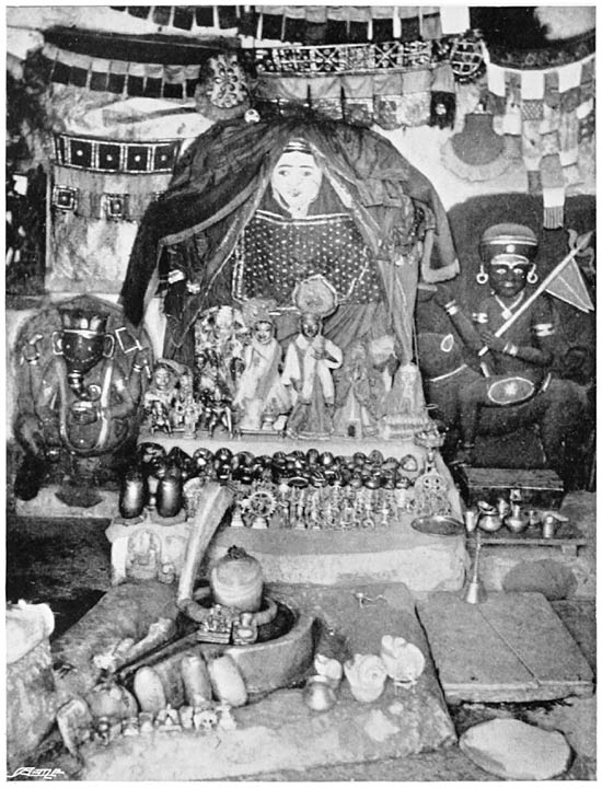 IMAGE OF GANGA M&Acirc;&Icirc;.