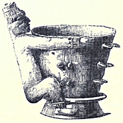 Earthen pot from Yaxch�