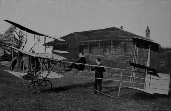 Roe&rsquo;s Triplane at Wembley