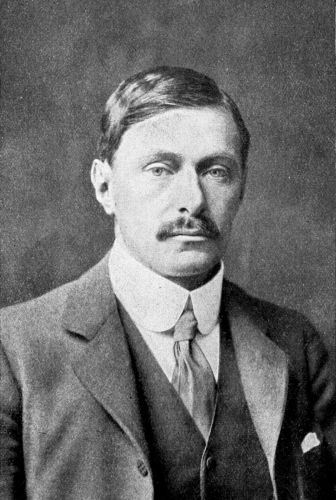 [Photo
of E. F. Benson unavailable.]
