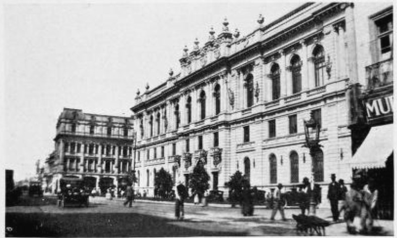 MEXICO CITY, ONE OF THE MOST ORNATE CAPITALS IN THE WESTERN
HEMISPHERE, SOMEWHAT RESEMBLED PARIS